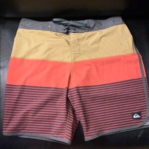 Quicksilver highline boardshorts